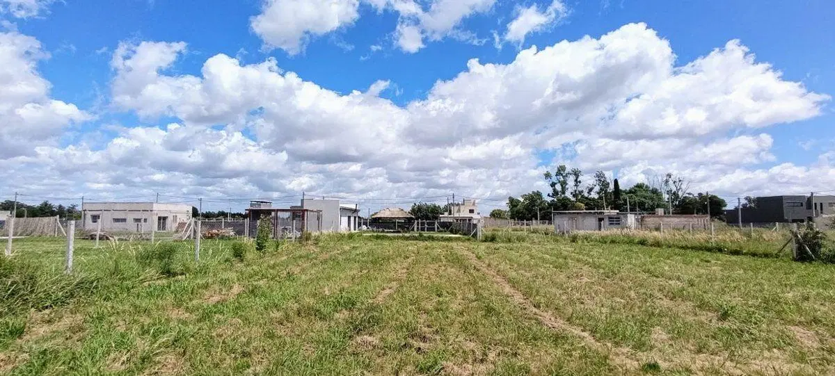 LOTE EN VENTA LA PLATA 3