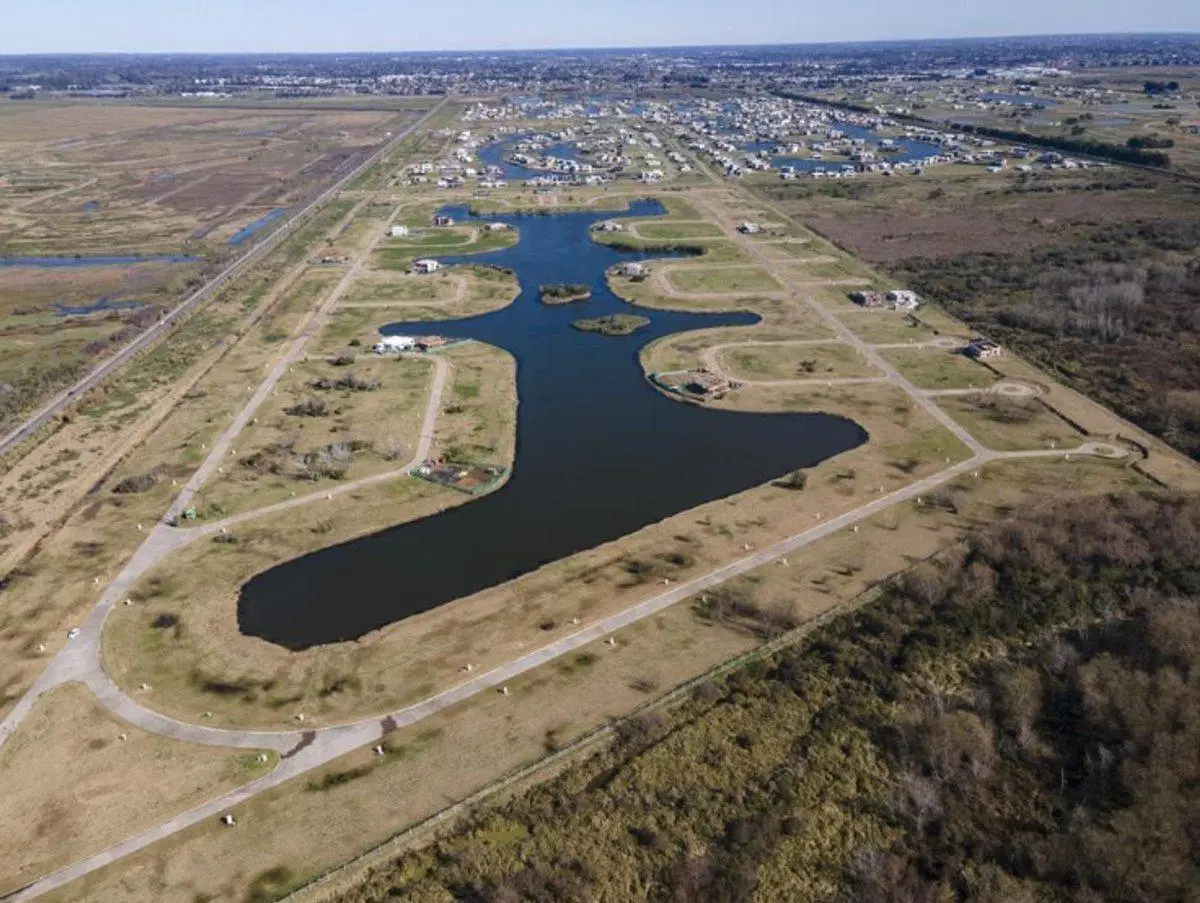LOTE EN VENTA B.° ELCANO PUEBLOS DEL PLATA HUDSON 2