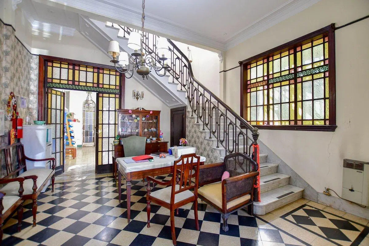 CASONA EN VENTA LA PLATA APTO COMERCIAL 4