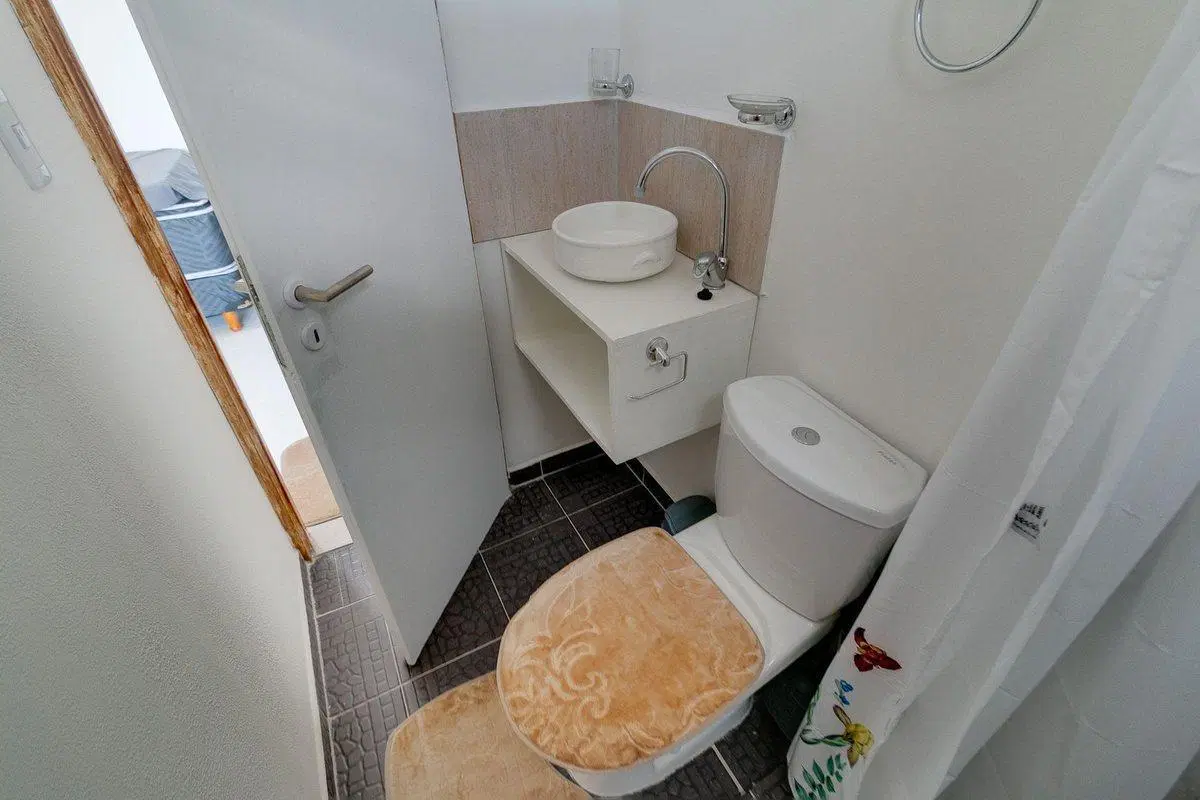 DEPARTAMENTO MONOAMBIENTE EN ALQUILER LA PLATA 4
