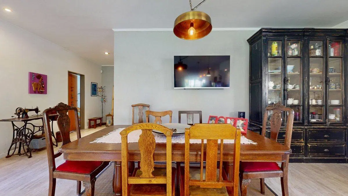 CASA A LA VENTA EN BARRIO LAS MALVINAS II 5