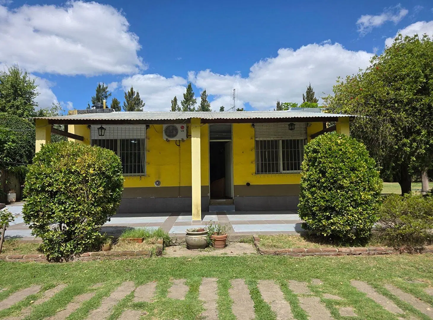 CASA EN VENTA ABASTO ESTANCIA CHICA 5