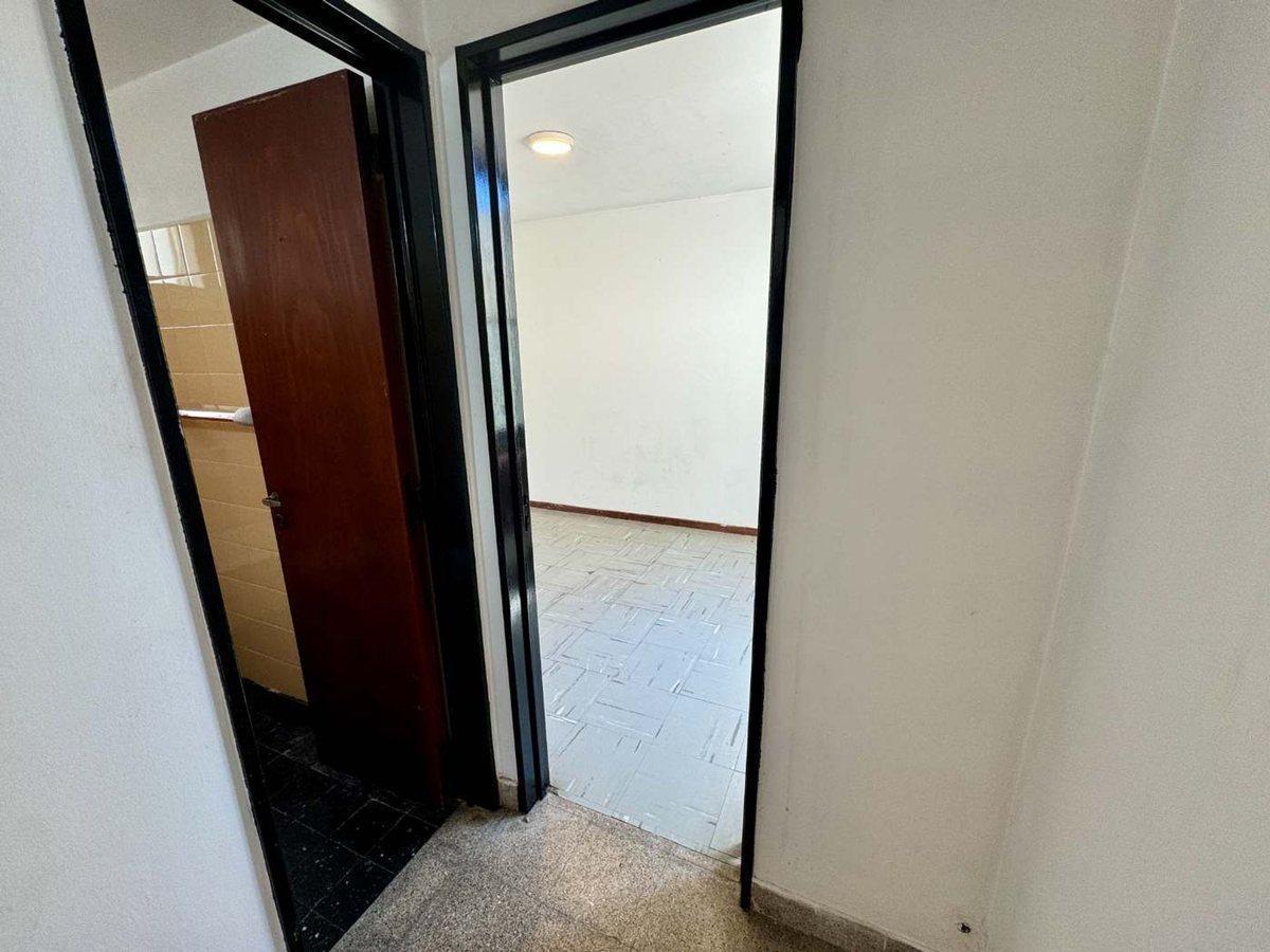 Foto de DEPARTAMENTO VENTA LA PLATA 1 DORMITORIO, imagen 3