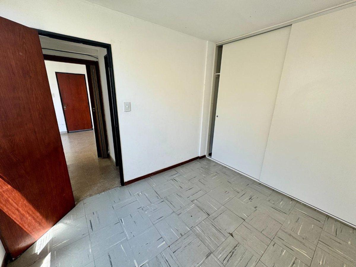Foto de DEPARTAMENTO VENTA LA PLATA 1 DORMITORIO, imagen 4