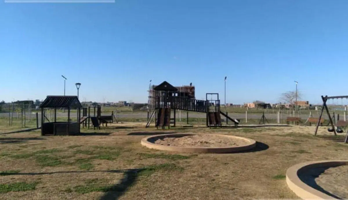 LOTE EN VENTA BARRIO PRIVADO ELCANO EN LA LAGUNA 5