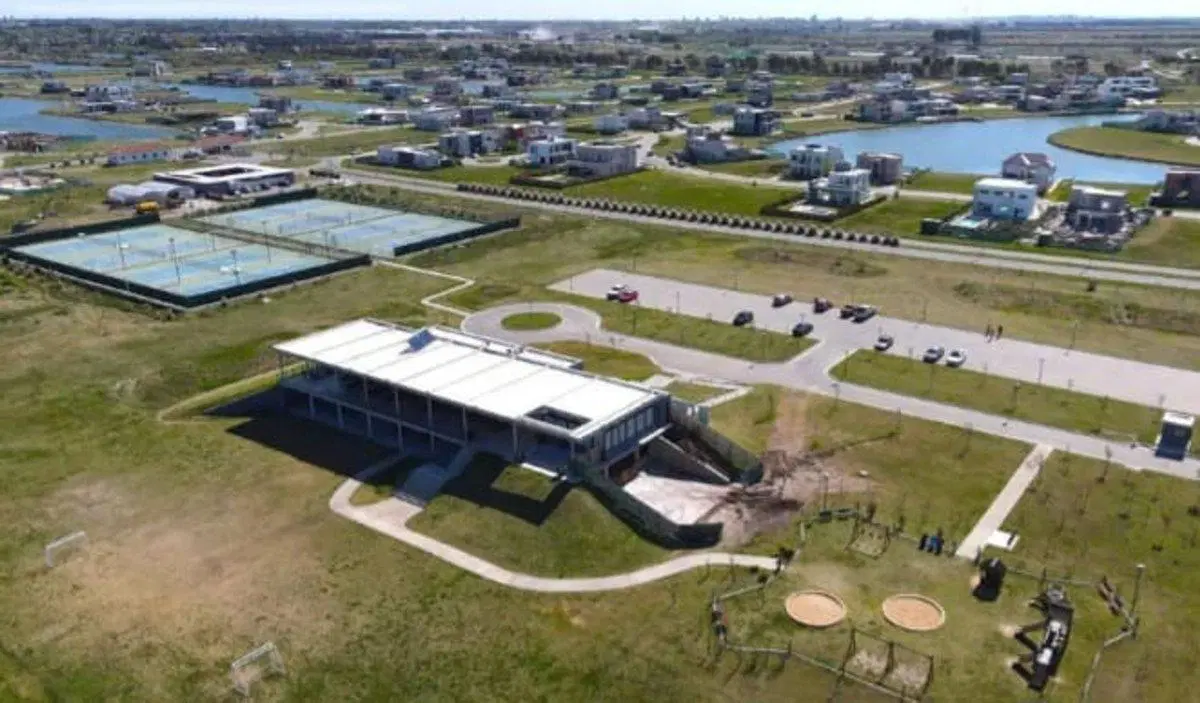LOTE EN VENTA BARRIO PRIVADO ELCANO EN LA LAGUNA 2