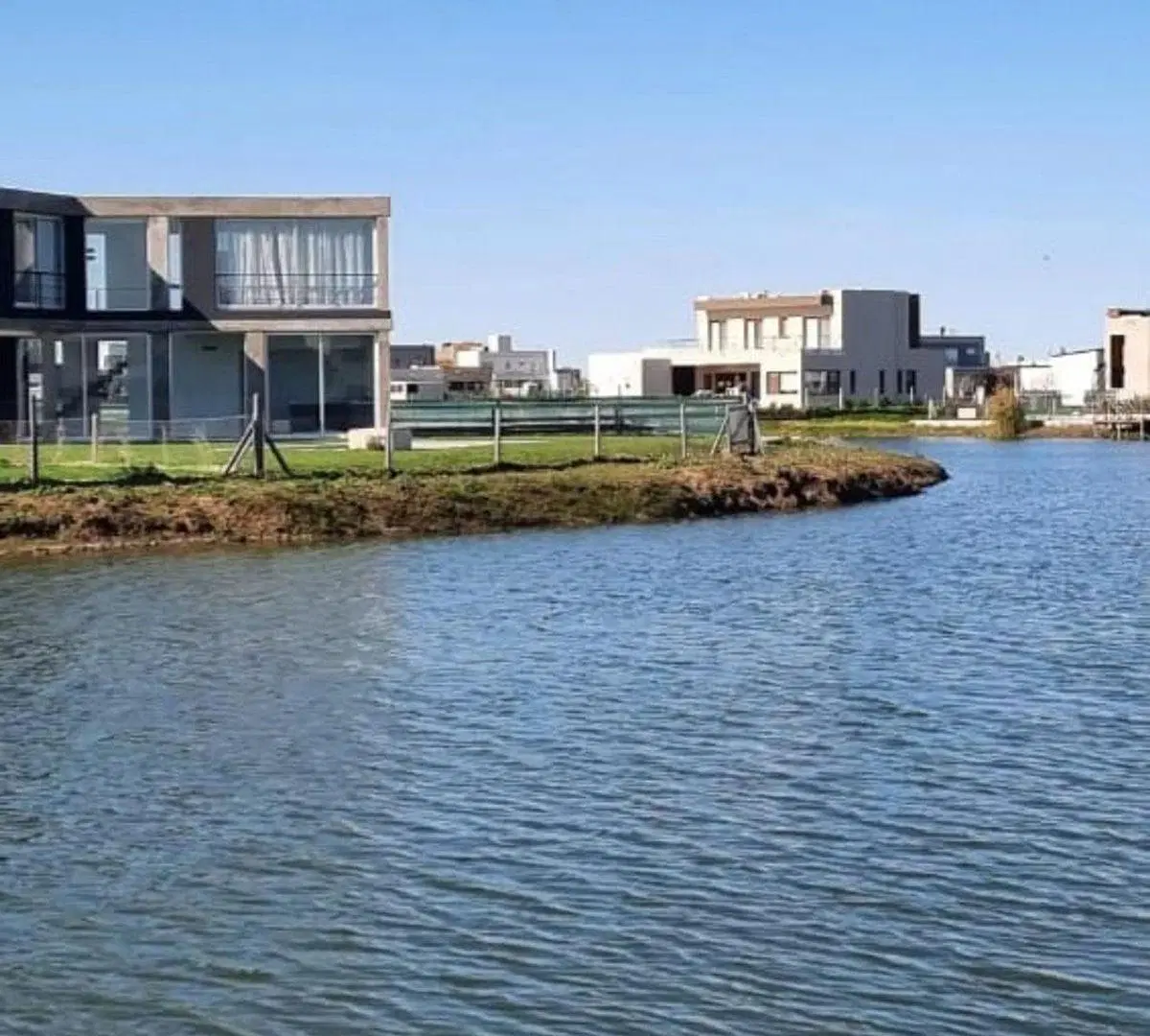LOTE EN VENTA BARRIO PRIVADO ELCANO EN LA LAGUNA 4