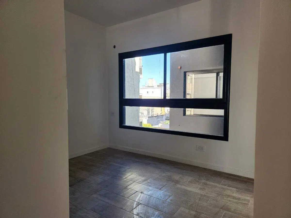 DEPARTAMENTO EN VENTA ALMAGRO 1 1/2 AMBIENTES 4