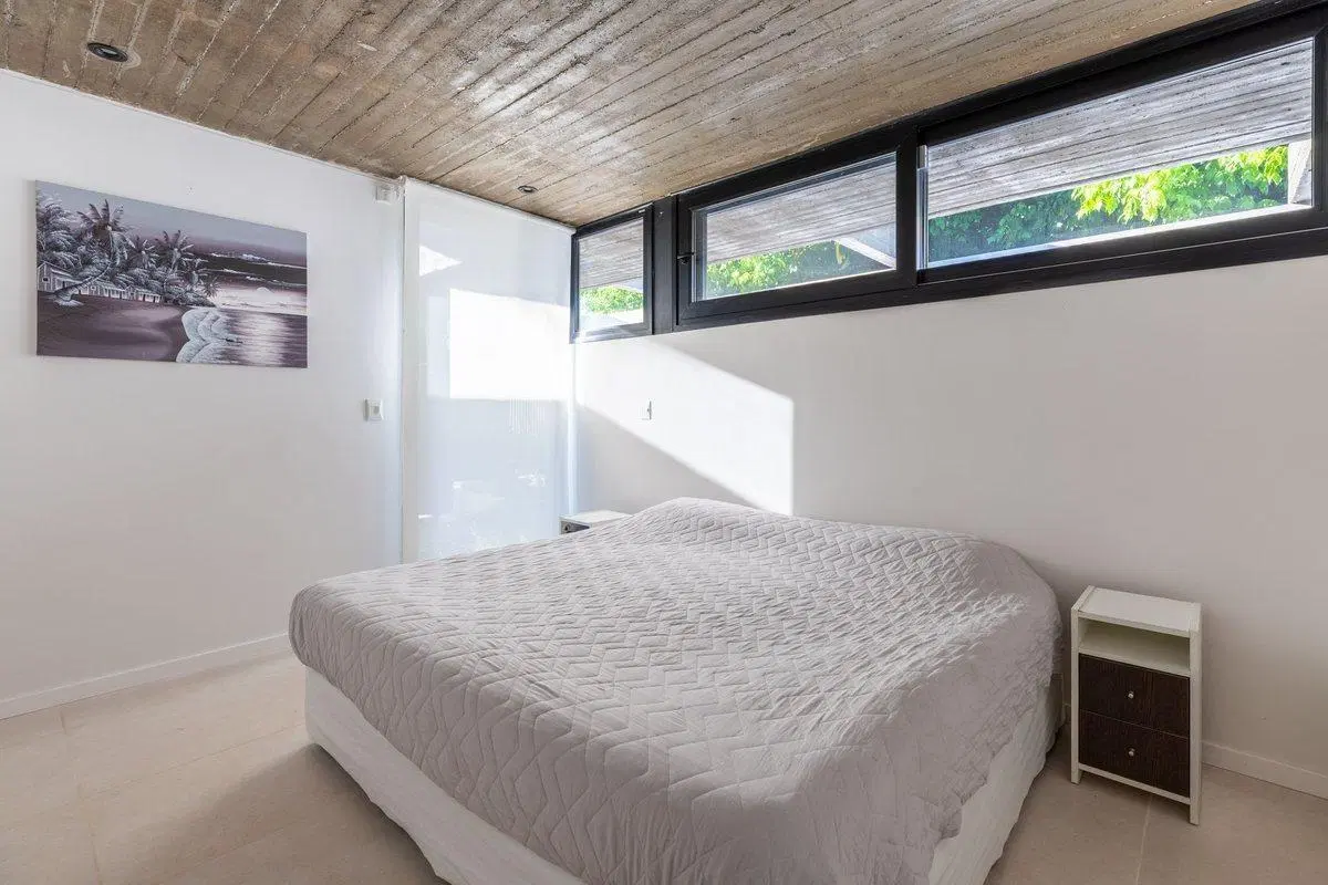 CASA EN VENTA GONNET 3 DORMITORIOS ENTRE CAMINOS 5