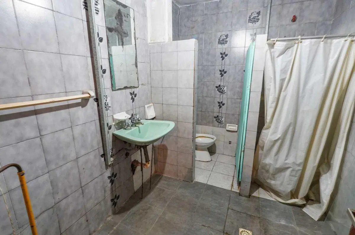 Venta Casa 8 ambientes en Flores 3