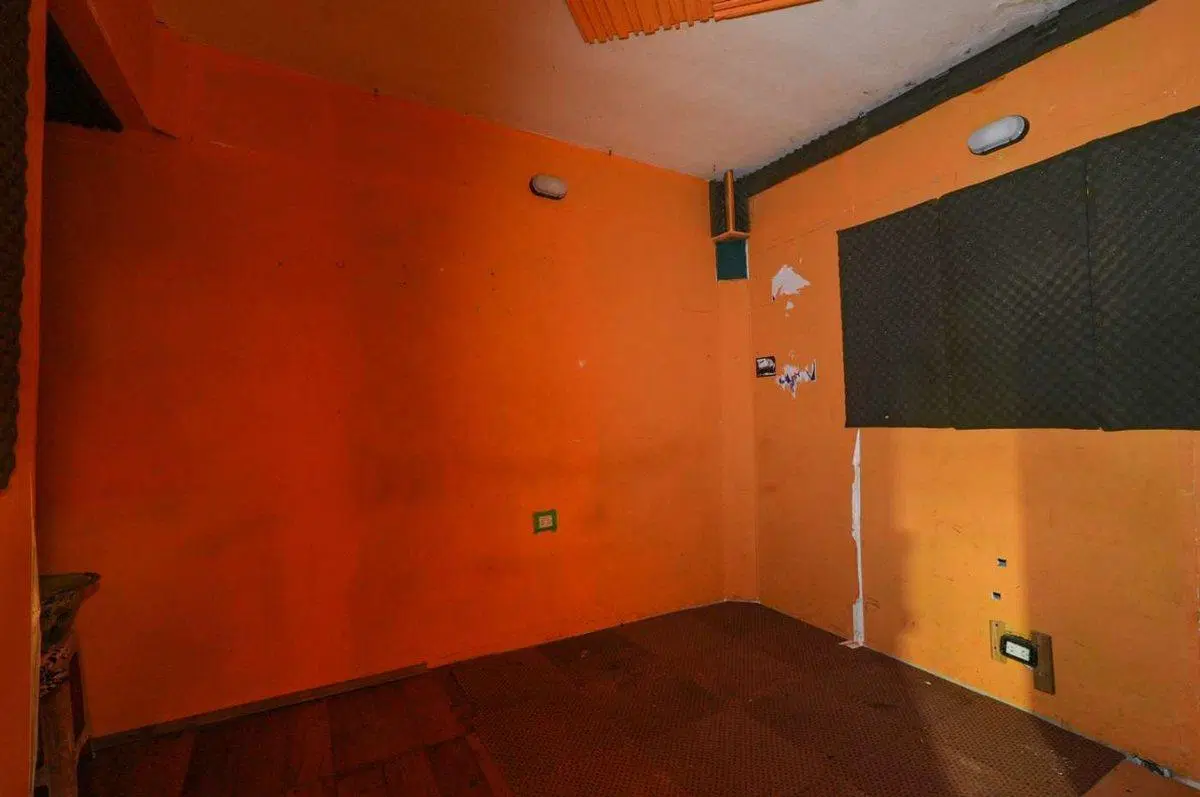 Venta Casa 8 ambientes en Flores 5