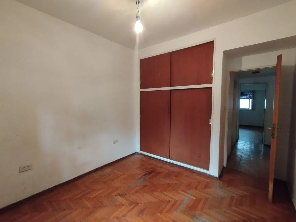 DEPARTAMENTO VENTA LA PLATA CENTRO 2 DORMITORIOS 4