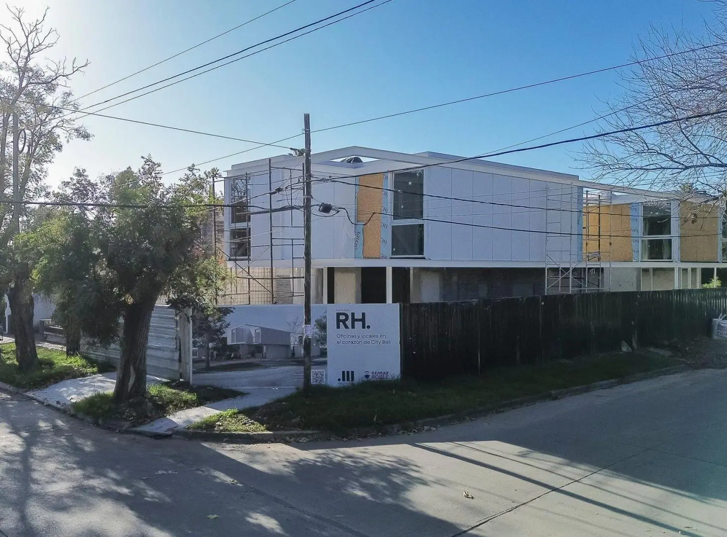 Oficina a Estrenar en Venta City Bell Planta Baja 5
