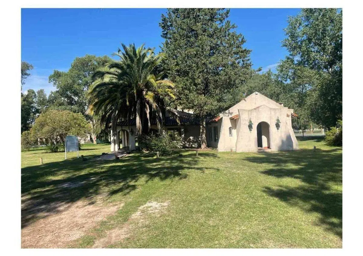 LOTE EN VENTA ABASTO LA PLATA 2