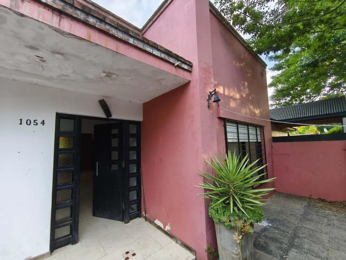 CASA EN VENTA VILLA ELISA 2 DORMITORIOS JARDIN 3