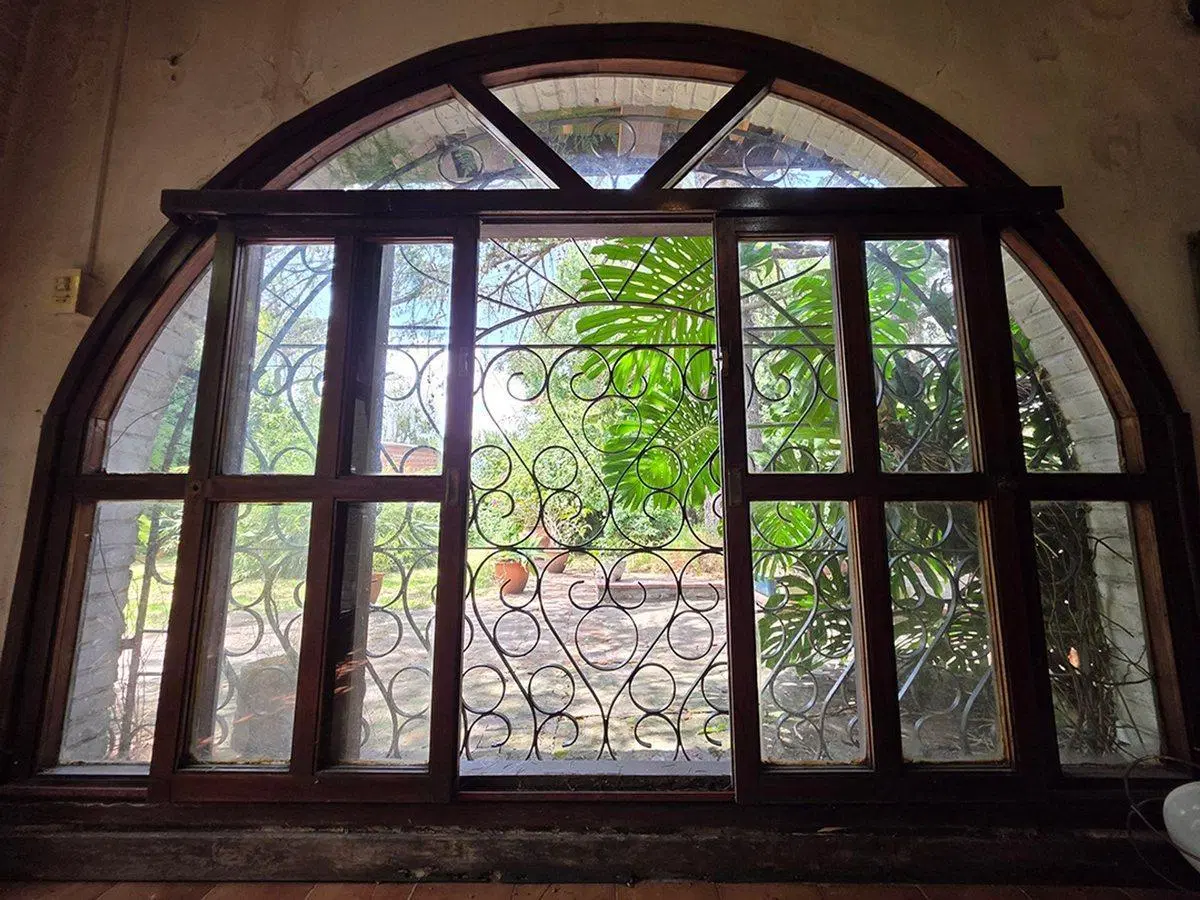 CASA EN VENTA LA PLATA A REFACCIONAR 4