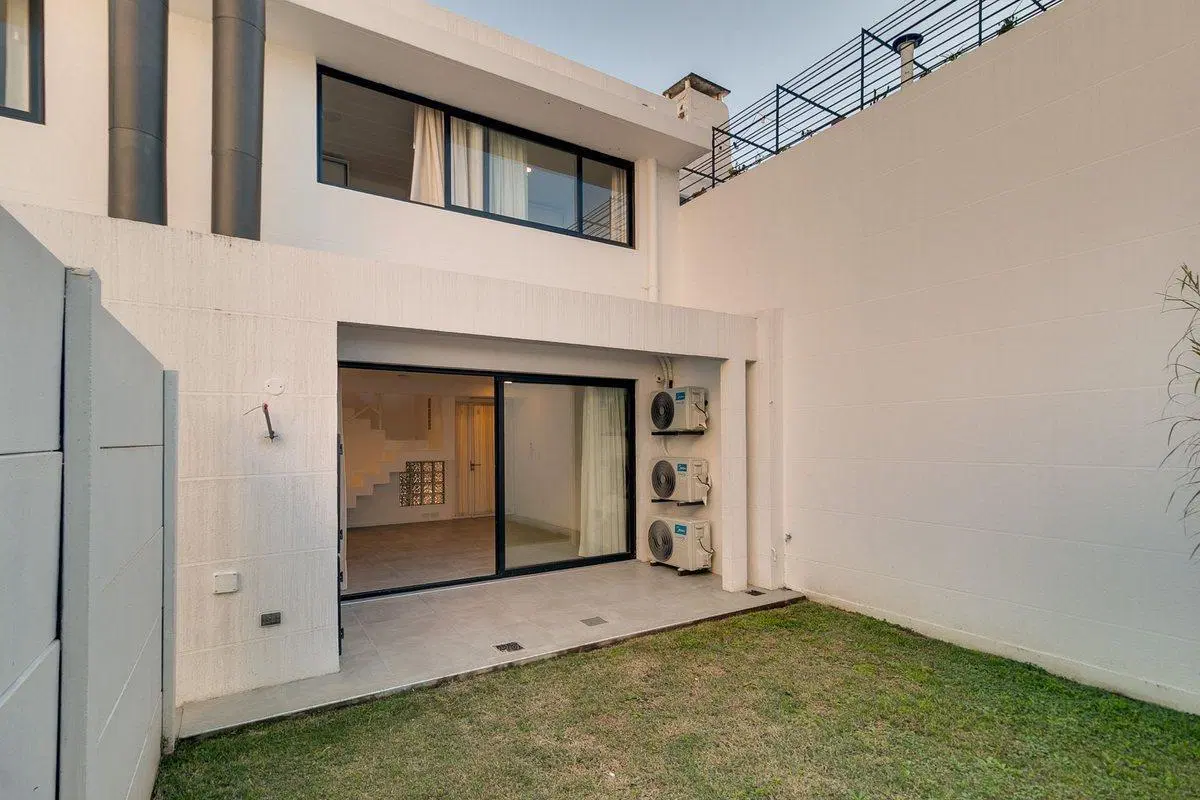Duplex venta, La Plata. 3 dormitorios. A estrenar 4