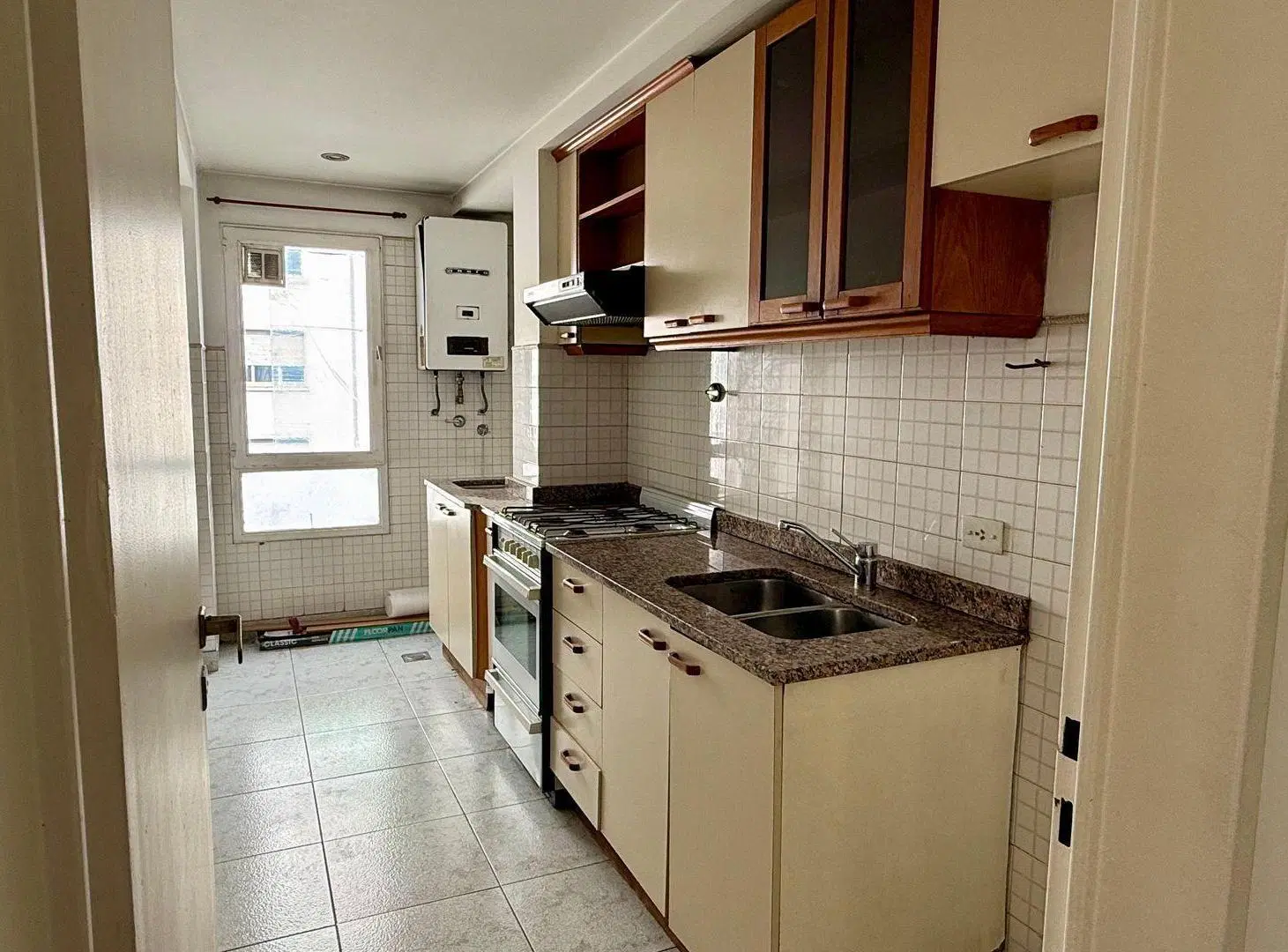 DEPARTAMENTO EN ALQUILER 2 AMBIENTES CON BALCON 2