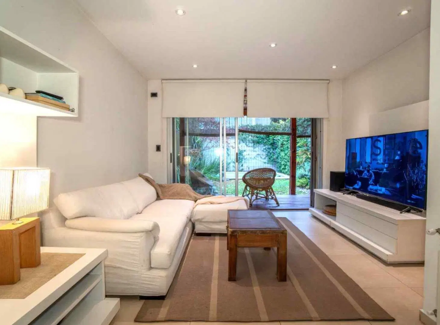 Duplex venta, City Bell. 2 dormitorios y parque 4
