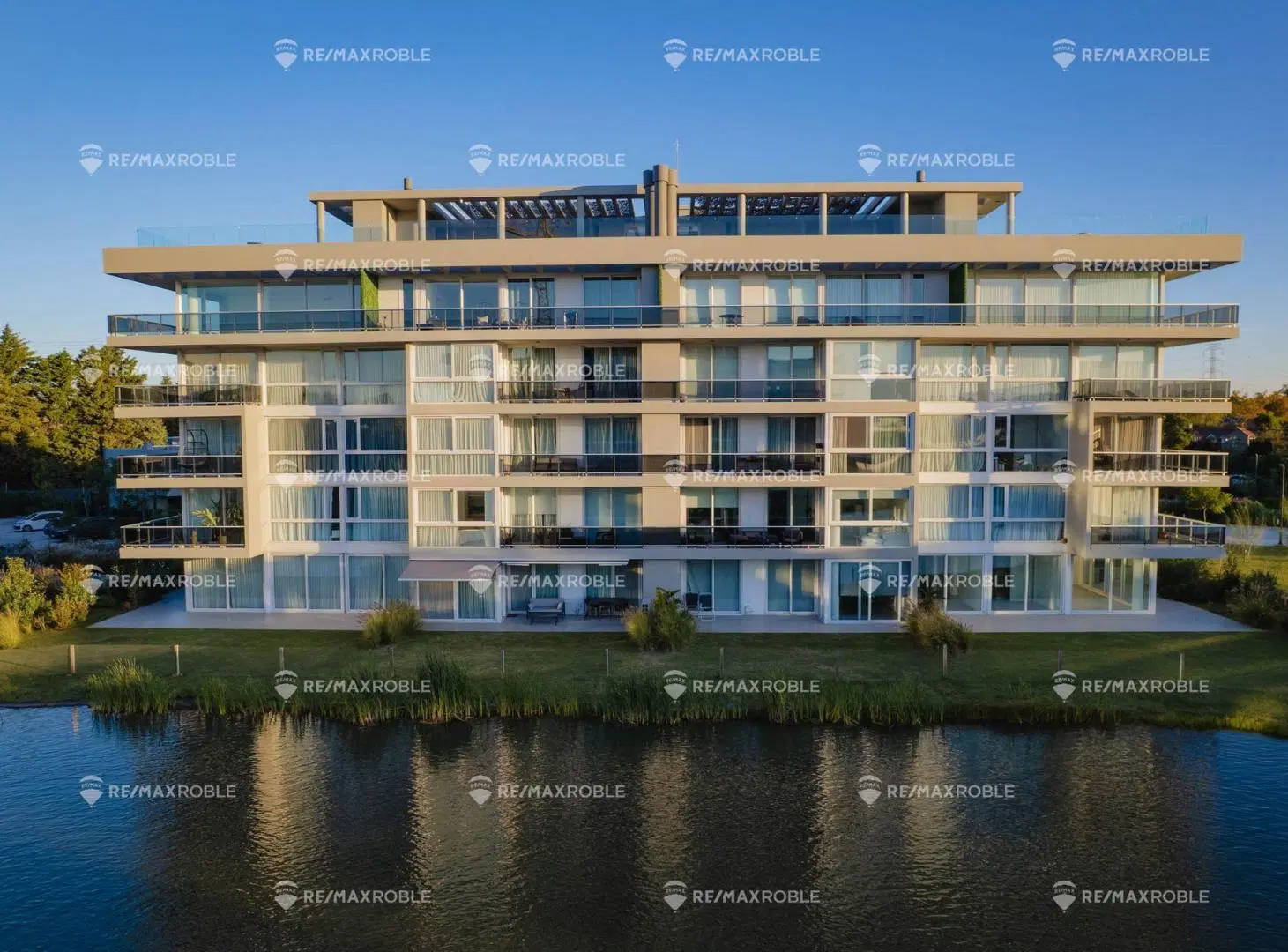 DEPARTAMENTO EN VENTA LUCIÉRNAGAS 3 AMB A LAGUNA 5