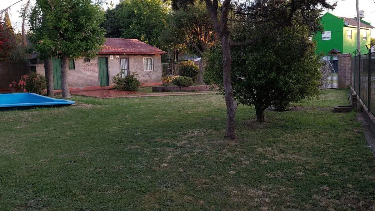 CASA QUINTA EN VENTA EN ESQUINA VILLA DEL PLATA 4