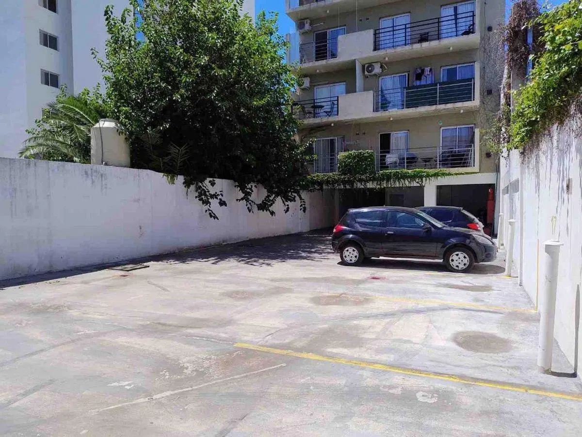 Cochera en venta, La Plata 4