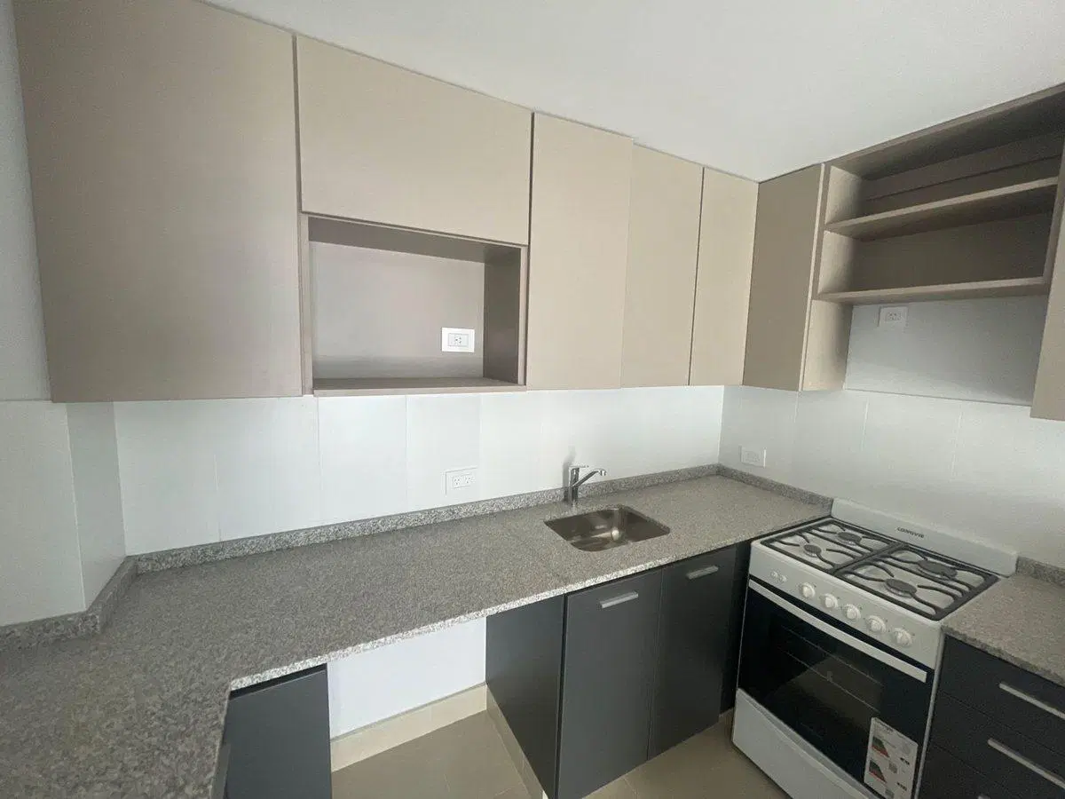 DEPARTAMENTO EN VENTA SAN CRISTOBAL 2 AMBIENTES 5