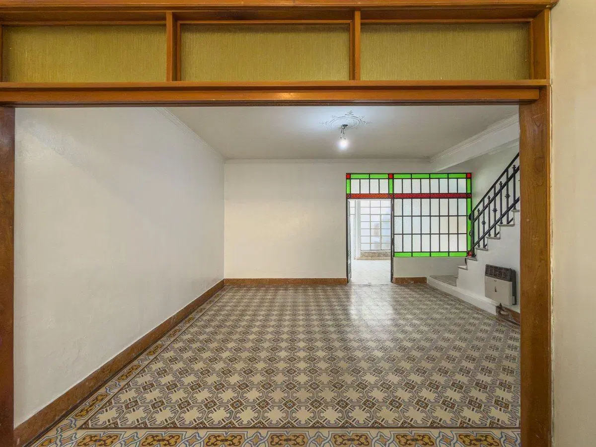 Casa Venta La Plata comercial profesional cochera 3