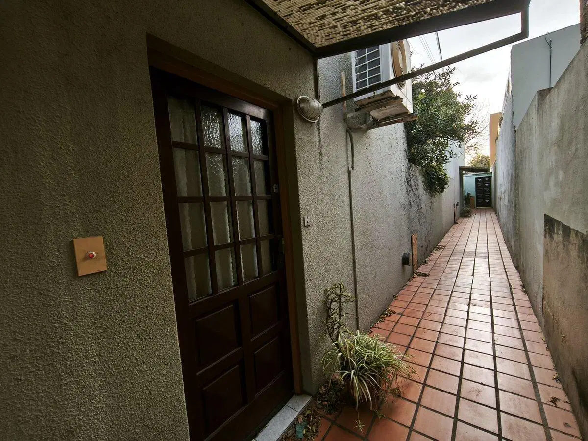 DÚPLEX EN VENTA LA PLATA CON DOBLE COCHERA 2