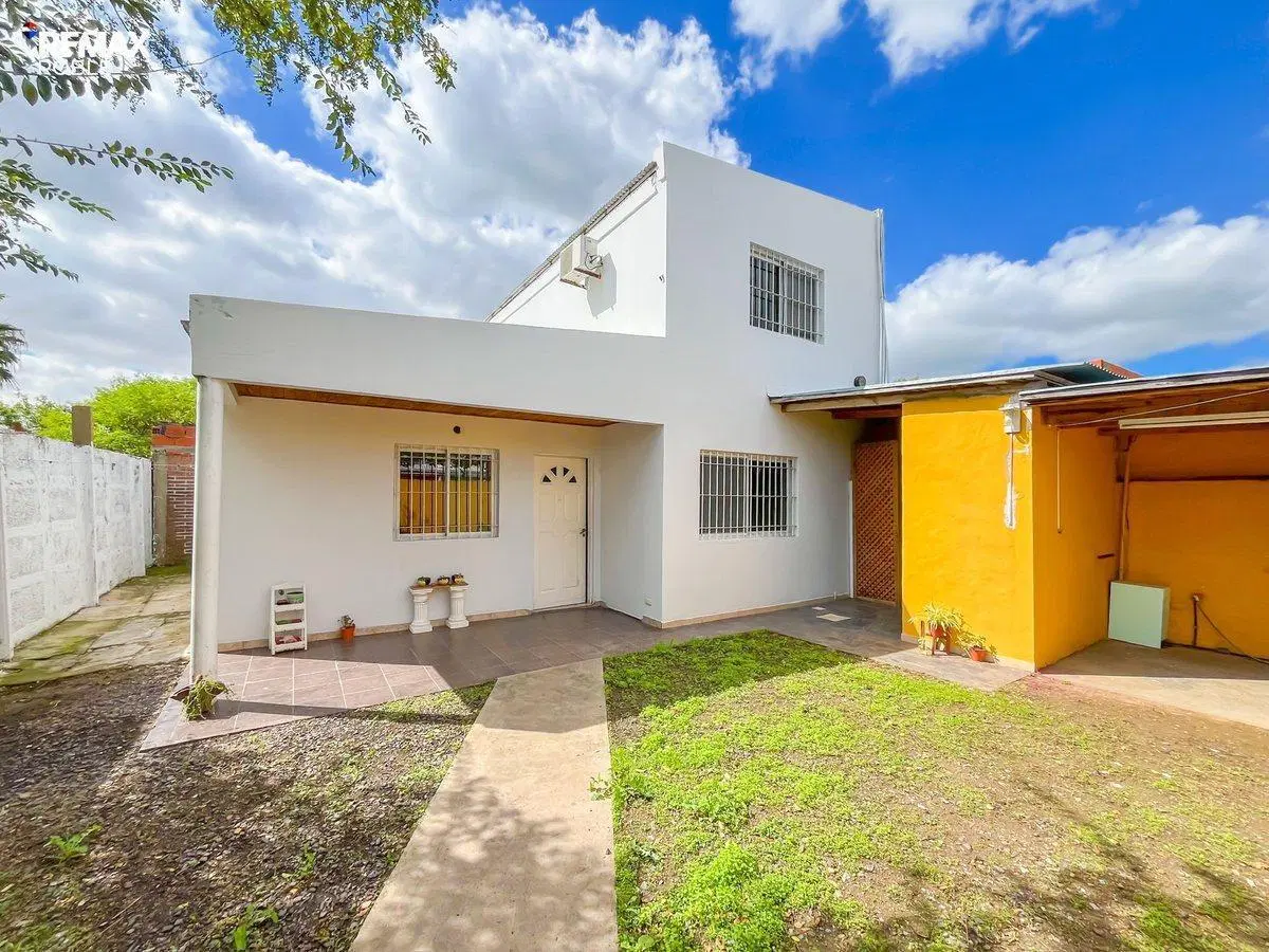 CASAS EN VENTA 2 UNIDADES ENSENADA 200m2 CUBIERTOS 5