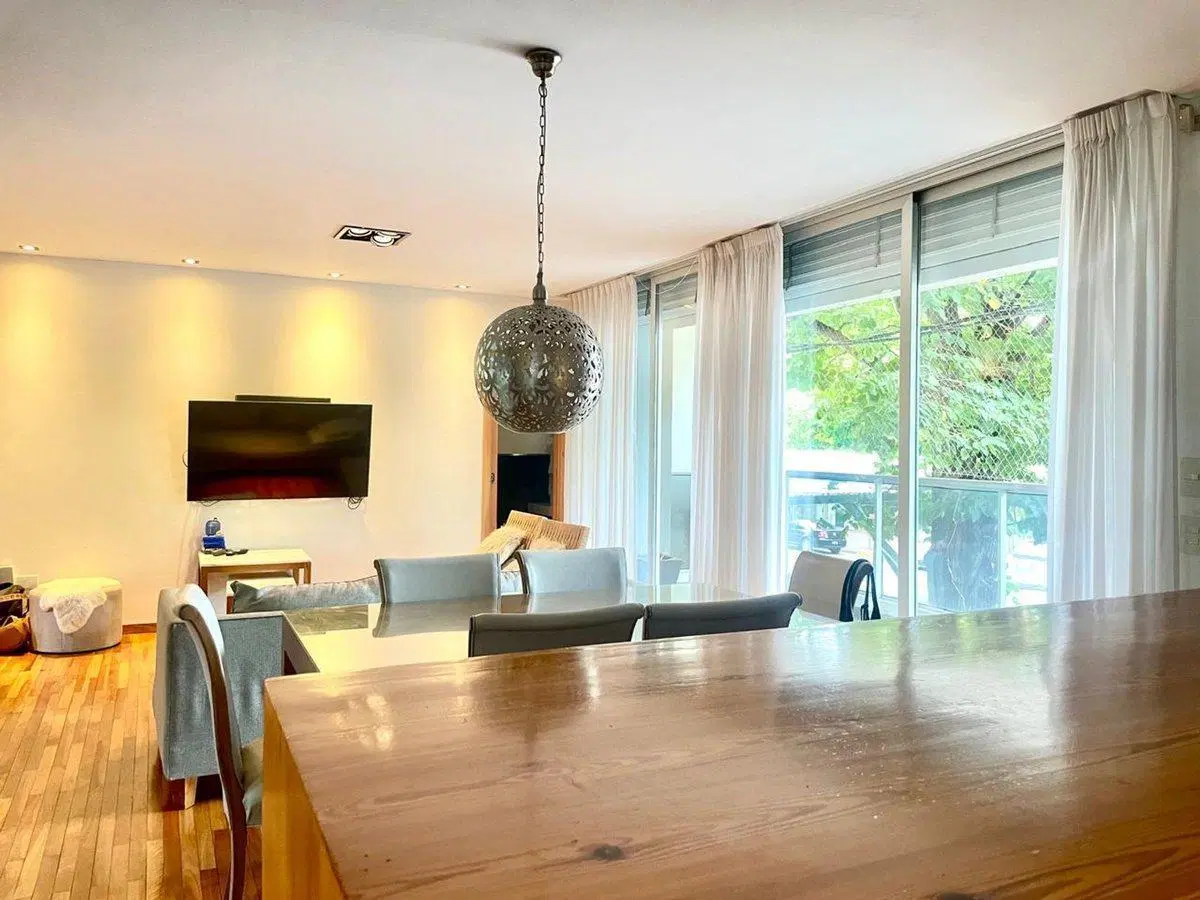 CASA EN VENTA LA PLATA 3 DORMITORIOS COCHERA 5