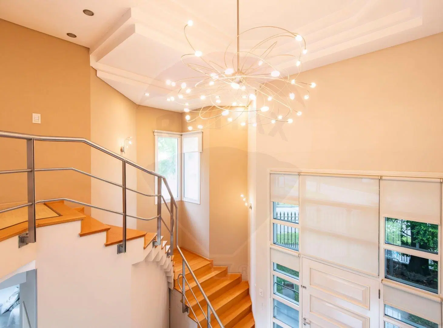 CASA EN VENTA QUILMES LOS CEDROS 7 AMBIENTES 2