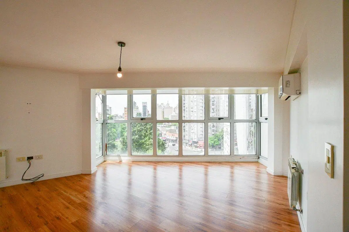 DEPARTAMENTO EN VENTA LA PLATA PISO 2 DORMITORIOS 5