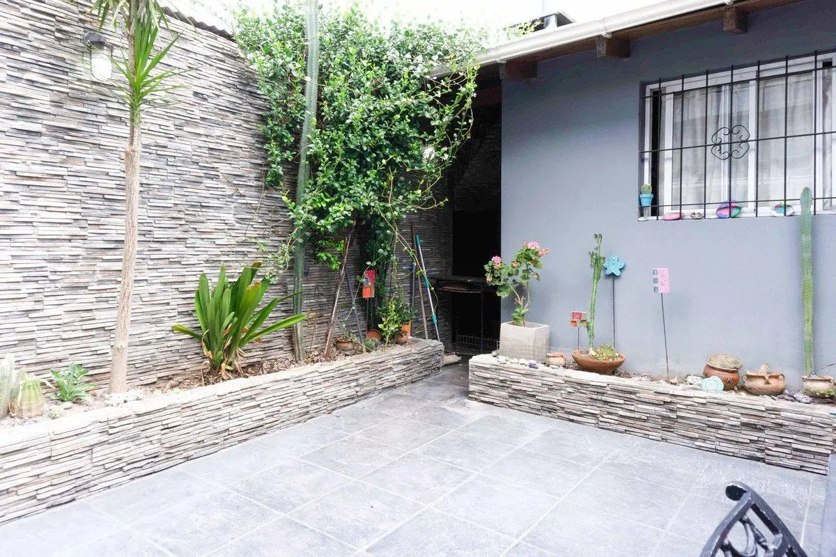 DUPLEX EN VENTA TOLOSA 2 DORMITORIOS COCHERA 5