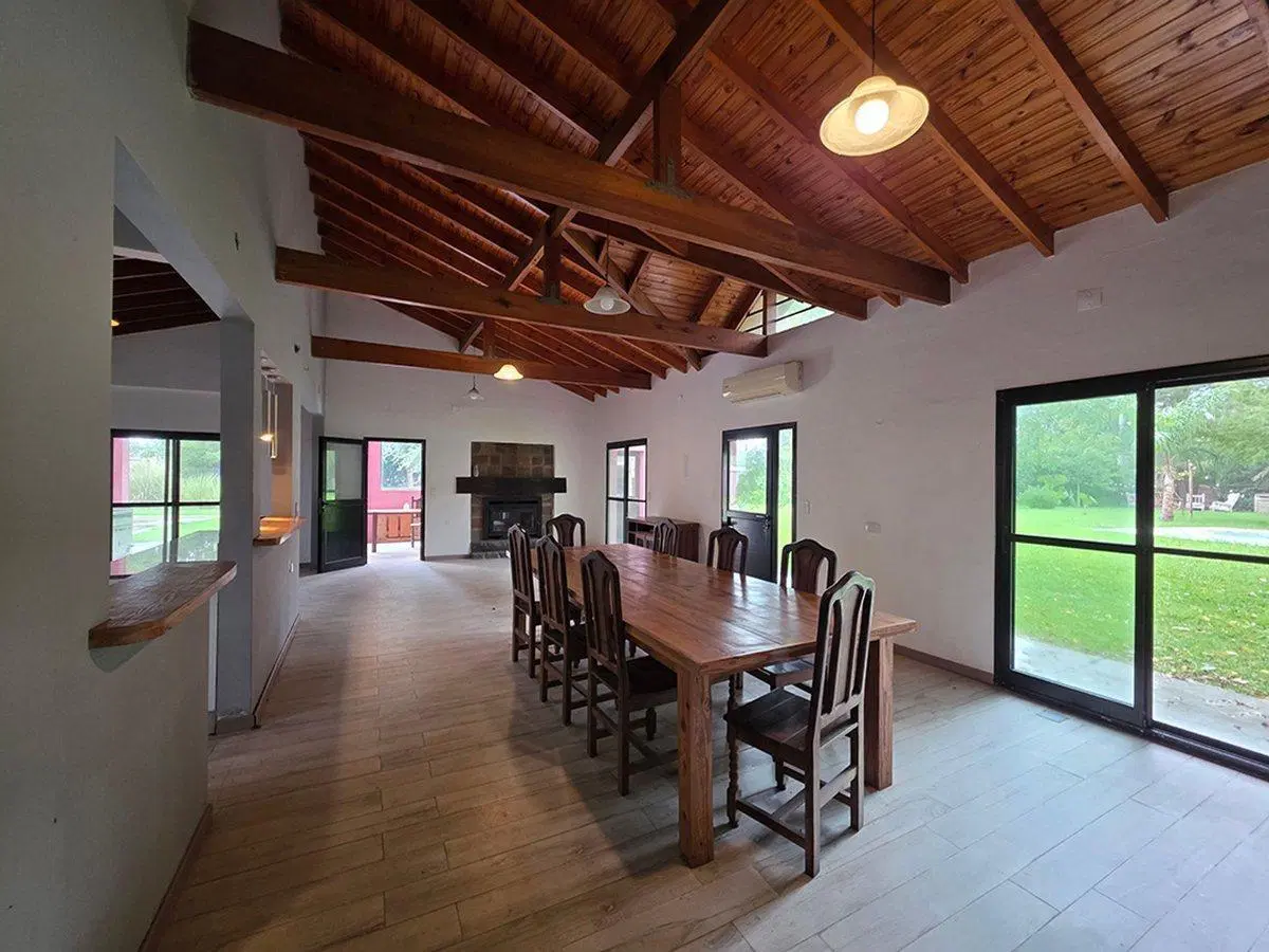 CASA QUINTA VENTA BARRIO QUINTAS DE GORINA 2