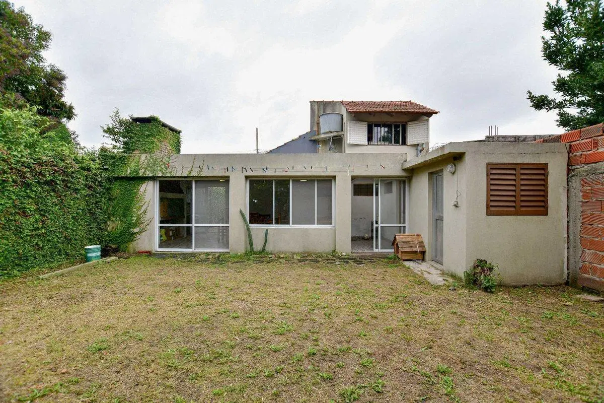 CASA VENTA BERISSO 2 DORMITORIOS QUINCHO PLAYROOM 2
