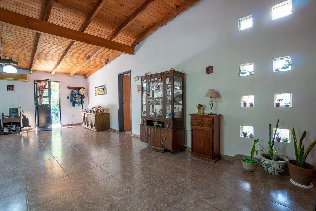 CASA EN VENTA LA PLATA 1 DORMITORIO 3