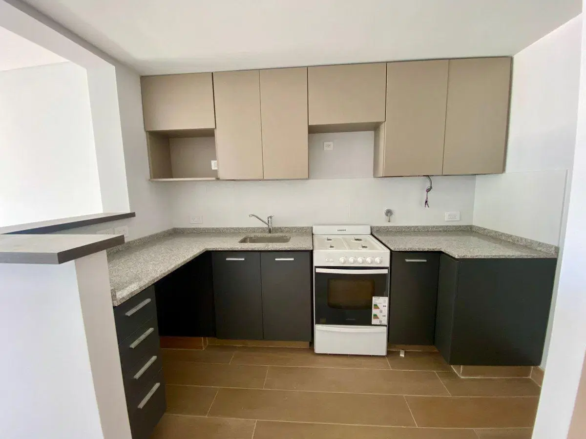 DEPARTAMENTO EN VENTA SAN CRISTOBAL 2 AMBIENTES 5