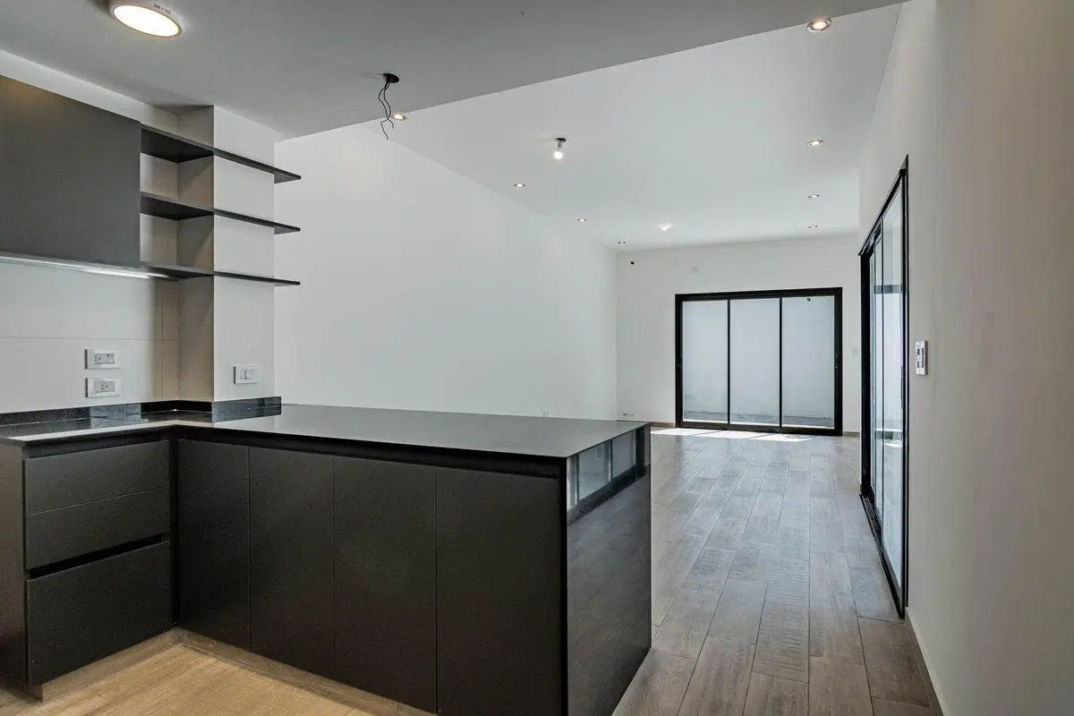 Casa en venta en La Plata 2 dormitorios 5