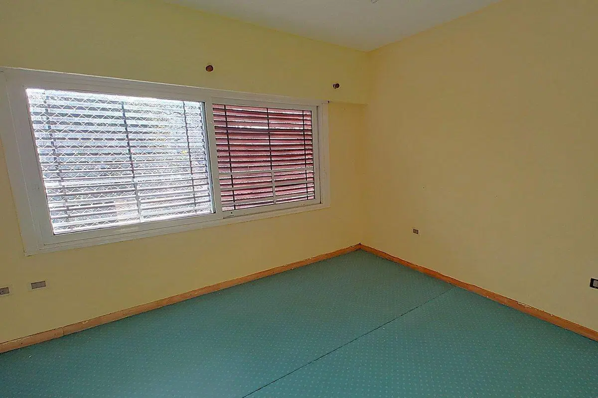 OFICINA EN VENTA EN LA PLATA. USO VARIADO 5