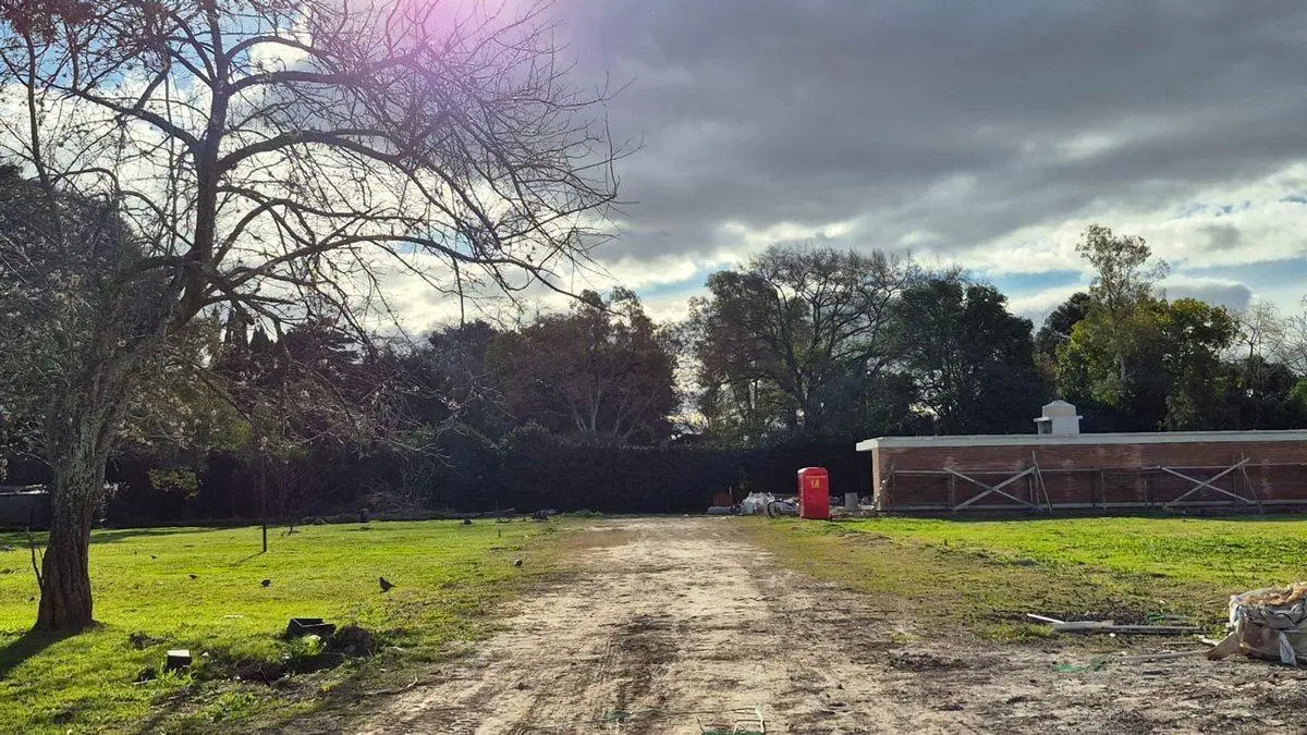 LOTE EN VENTA BARRIO CERRADO LIHUEN ENTRE CAMINOS 3