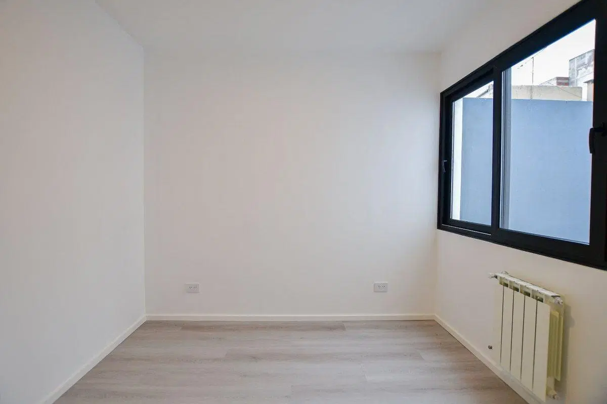 VENTA DEPARTAMENTO LA PLATA 1 DORMITORIO COCHERA 4
