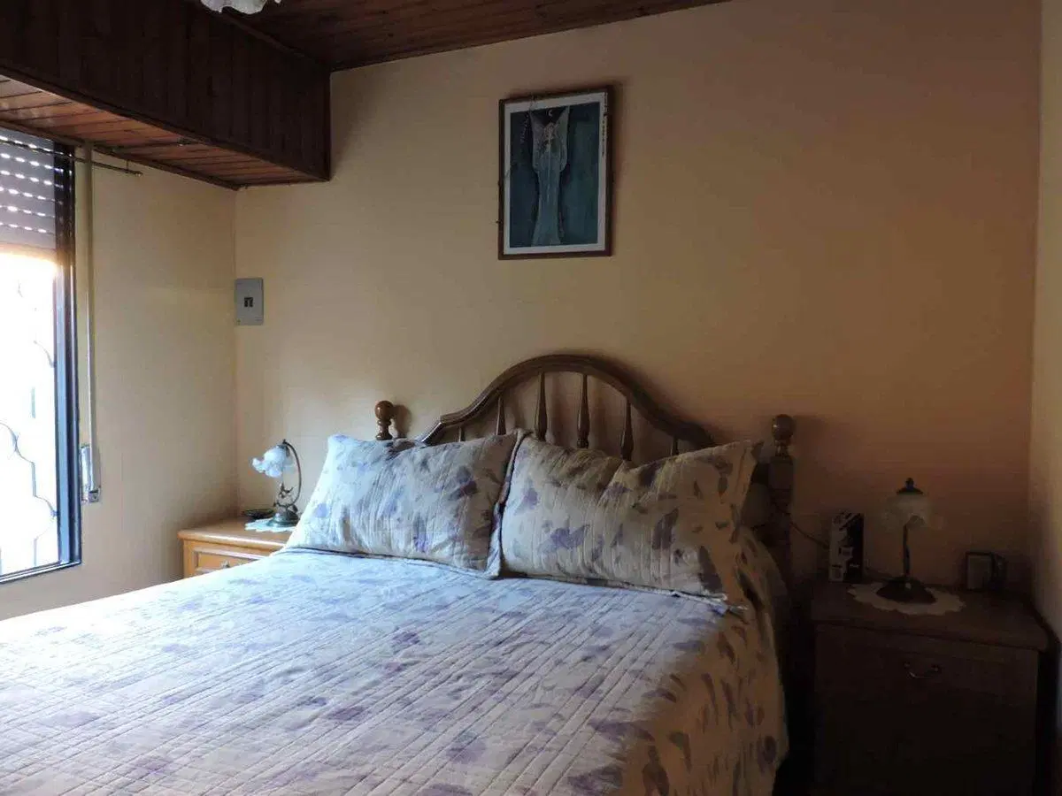DOS CASAS EN VENTA LA PLATA CON PATIO Y COCHERA 5