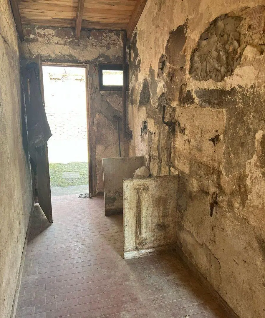 CASA EN VENTA EN ROMERO A REFACCIONAR 3