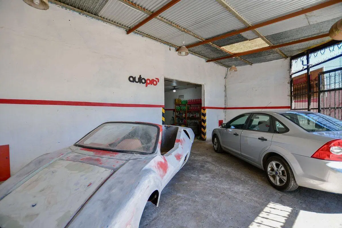 CASA + GALPON EN VENTA EN LOS HORNOS 4