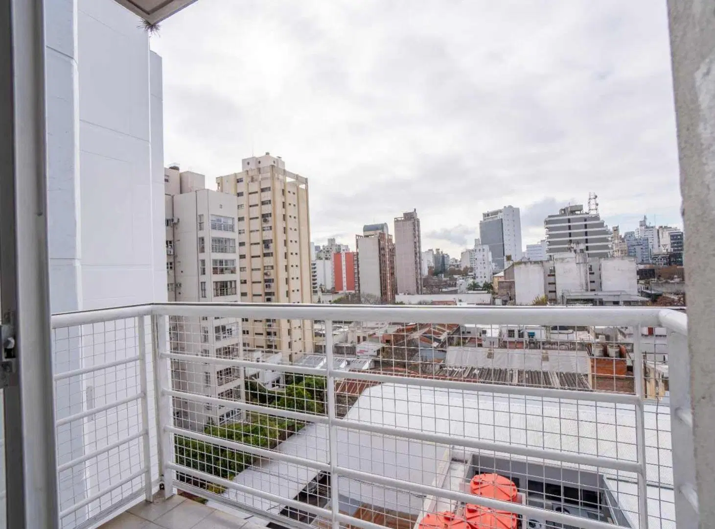 DEPARTAMENTO EN VENTA LA PLATA 1 DORMITORIO BALCON 3