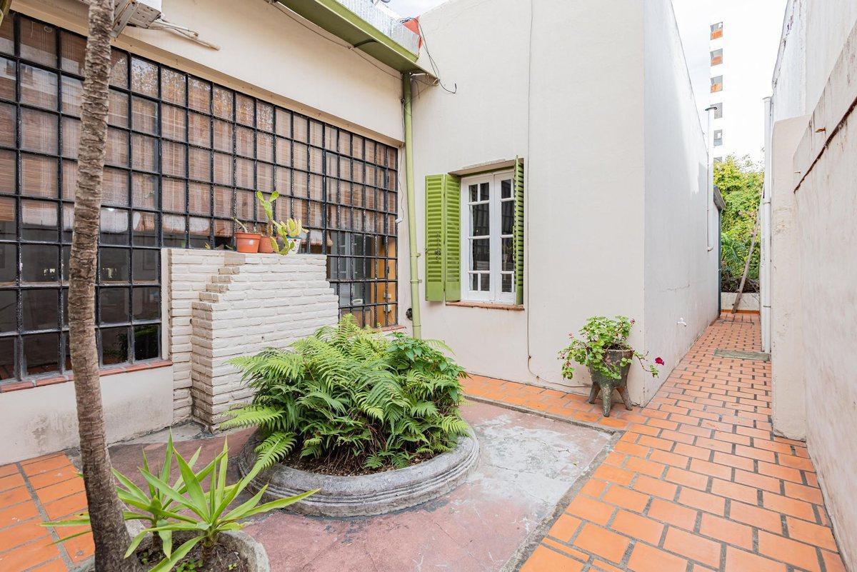 Foto de Casa en venta en La Plata 4 dormitorios, imagen 3