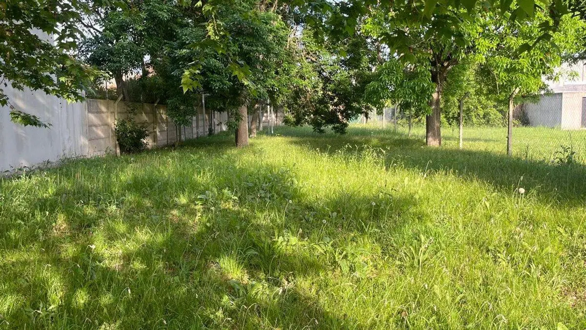 LOTE EN VENTA CITY BELL ENTRE CAMINOS 4