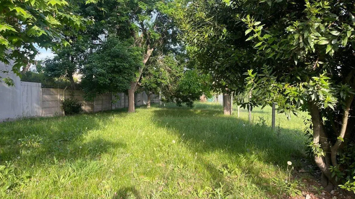 LOTE EN VENTA CITY BELL ENTRE CAMINOS 3
