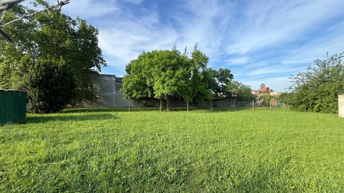LOTE EN VENTA CITY BELL ENTRE CAMINOS 2